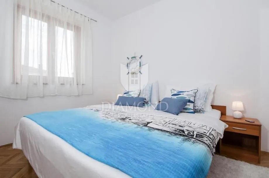 Santa Eufemia Rovinj 10Min Walk To City & Free Garage Parking Apartman
