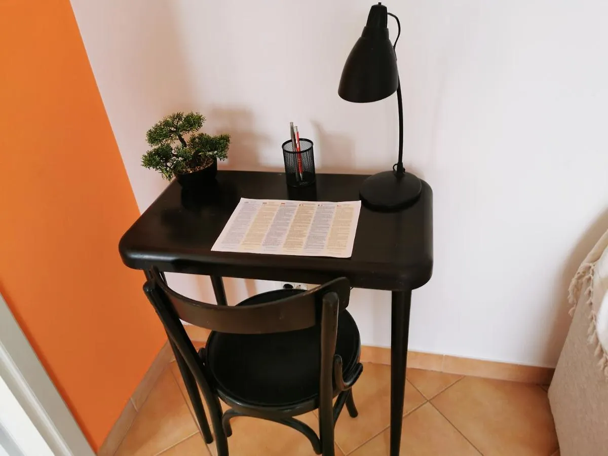 Santa Eufemia Rovinj 10Min Walk To City & Free Garage Parking Apartment