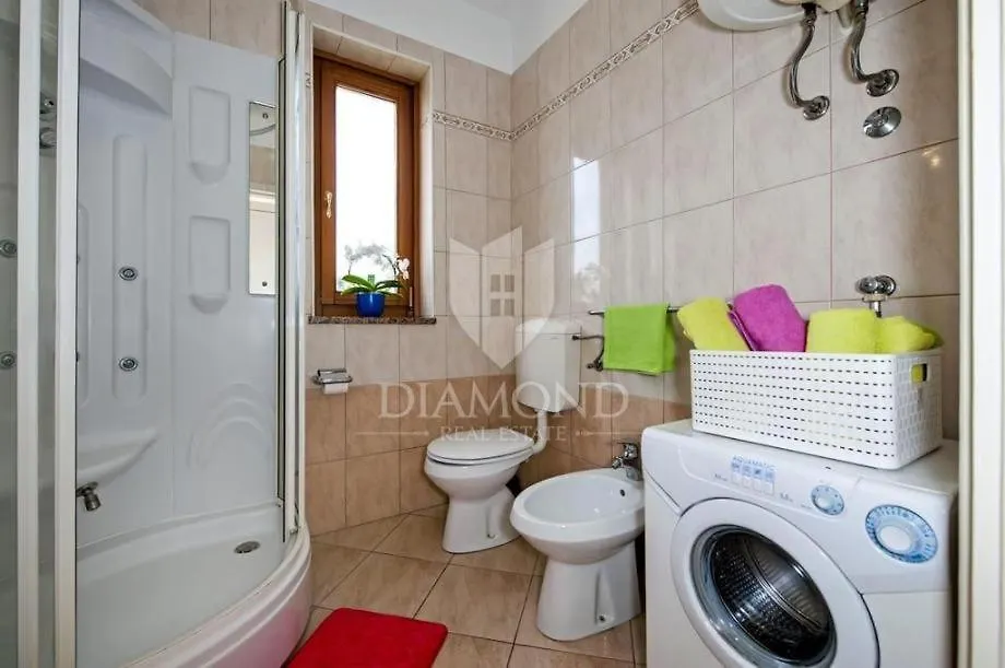 Appartamento Santa Eufemia Rovinj 10Min Walk To City & Free Garage Parking